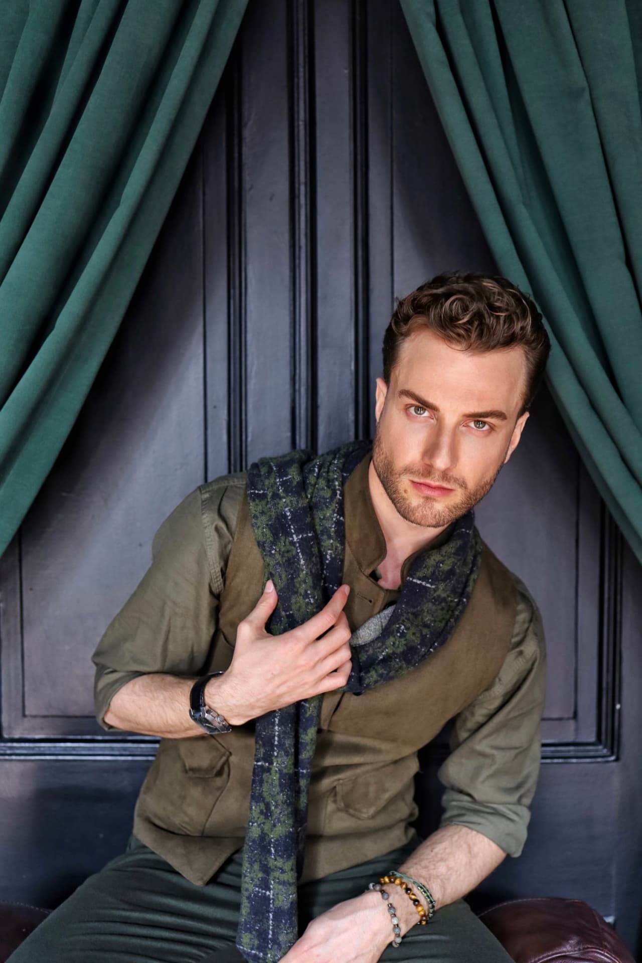 Curtain Editorial, Kuala Lumpur